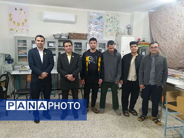  بازدید از دبیرستان‌های دخترانه عشایری عفاف و شبانه‌روزی پسرانه عشایری فارس