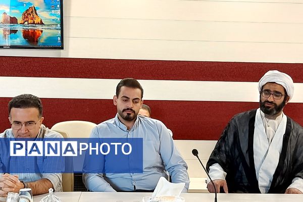 برگزاری آیین معارفه سرپرست معاونت پژوهش، برنامه‌ریزی و توسعه منابع انسانی اداره آموزش و پرورش کهریزک