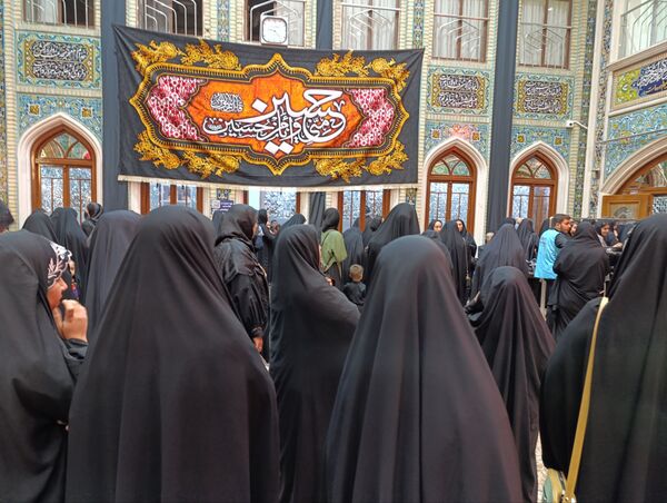 برگزاری مراسم شب سوم عزاداری اباعبدالله(ع) در تکیه ابوالفضلی نیشابور