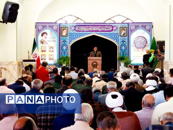 یک سال از نبود شهید جمهور میگذرد