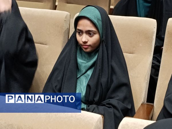 مراسم تقدیر از دانش‌آموزان و مدیران مدارس فعال در طرح گام‌های عاشقی