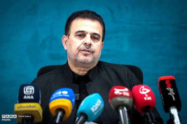نشست خبری مشاور وزیر آموزش و پرورش و دبیر کمیسیون توسعه آموزش عمومی قرآن کشور