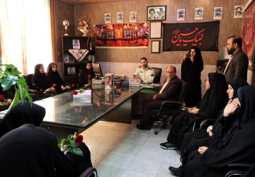 تقدیر دانش‌آموزان ناحیه 5 اصفهان از پرسنل کلانتری ۲۰ ملکشهر و کلانتری ۲۵ رهنان