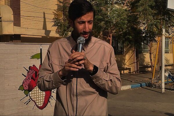 تجدید میثاق نسل نوجوان با آرمان‌های شهدا در مراسم تشییع شهید گمنام ورامین