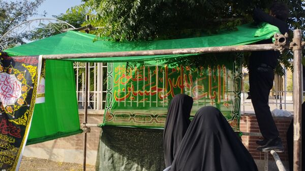 برپایی موکب بین راهی در مراسم پیاده روی جاماندگان اربعین شهرستان خلیل آباد 