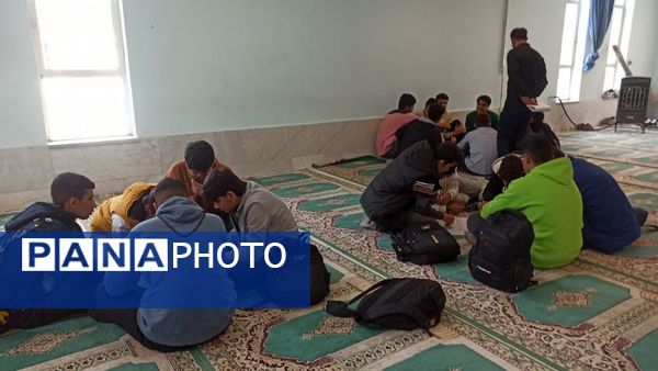 اجرای طرح رویداد نوآوین در دبیرستان پسرانه ولی عصر(عج) 