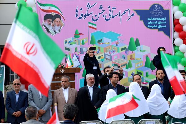 جشن شکوفه‌ها در آذربایجان غربی