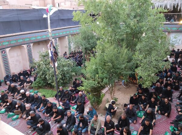 اقامه عزای سنتی در حسینیه گود بیرجند با قدمت ۱۰۰ ساله