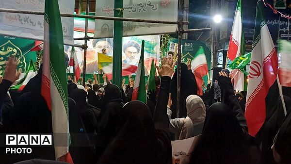 از خردسالان تا  ریش سفیدان؛ همه پایه کار ایران