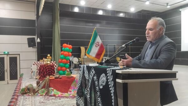 برگزاری مراسم گرامیداشت شب یلدا در نورآباد لرستان