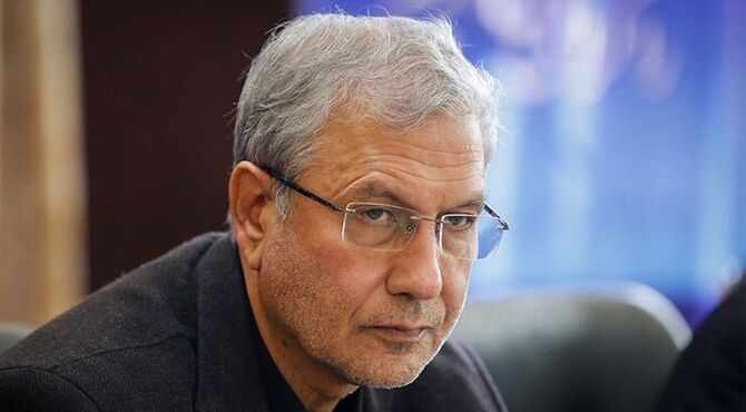 شکاف میانِ «خیابان» و «تریبون‌های انحصارطلب»
