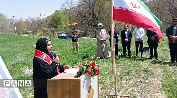 غرس ۲۰۰ نهال در پویش کاشت نهال امید شهرستان شیروان 