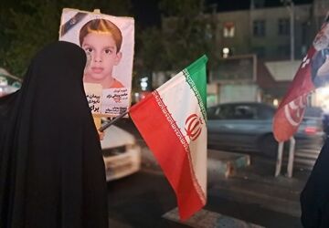 فریادی به وسعت یک جهان؛ طنین ایستادگی