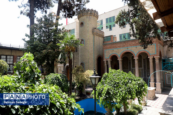 خانه موزه مقدم