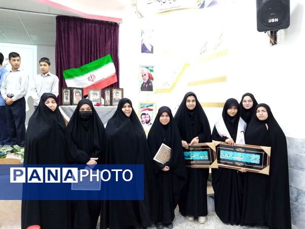  مراسم تحلیف فرماندهان واحد بسیج دانش آموزی خلیل آباد