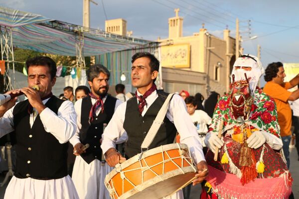جشنواره شیره انگور ترشیزی کهن