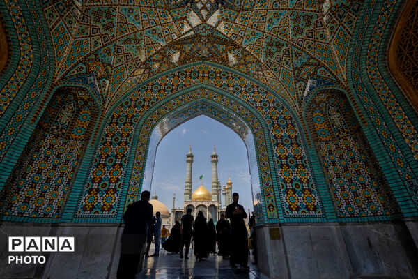 جشن زادروز پیامبر گرامی اسلام و صادق آل محمد(ص) در حرم حضرت معصومه(س)