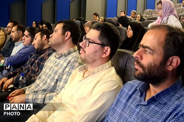 نشست همکاران حوزه پرورشی شهرستان دماوند 