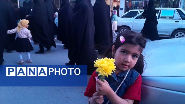 عطر رضوی در شهر بن پیچید