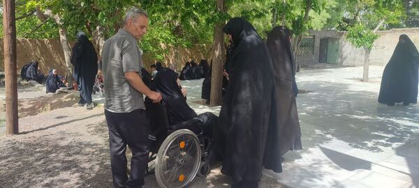 دسته عزاداری سالروز شهادت امام صادق(ع) در روستای ورجان قم