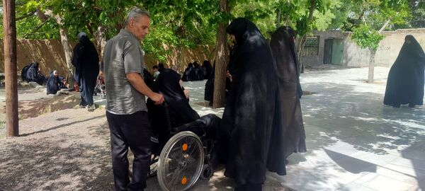 دسته عزاداری سالروز شهادت امام صادق(ع) در روستای ورجان قم