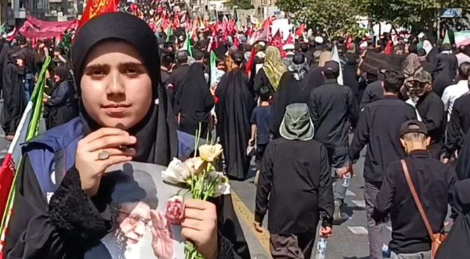 طوفان غم بر پهنه آسمان تهران فرود آمد