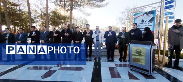 آیین غبارروبی و عطرافشانی گلزار شهدا زیارتگاه شهید مدرس (ره)  