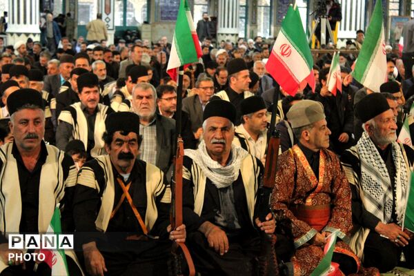 ‌حضور قوم بختیاری در تشییع شهید سجاد نادری