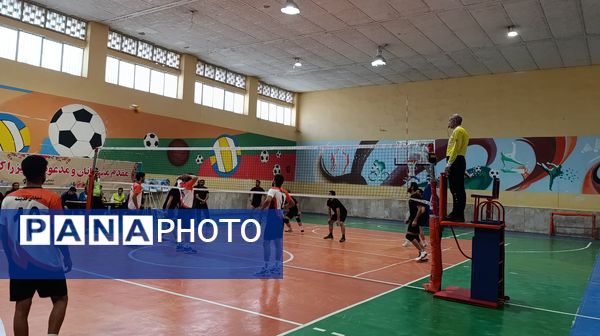 افتتاحیه مسابقات والیبال به‌مناسبت دهه مبارک فجر در نیشابور