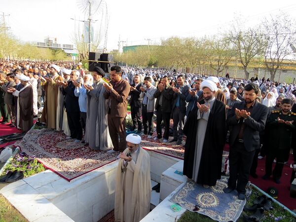اقامه نماز عید فطر در شهرستان بجنورد 
