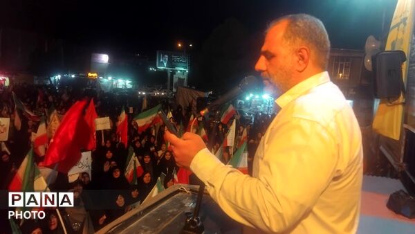 نورآباد در عید غدیر؛ نود و پنجمین شب بیعت مردم با رهبری