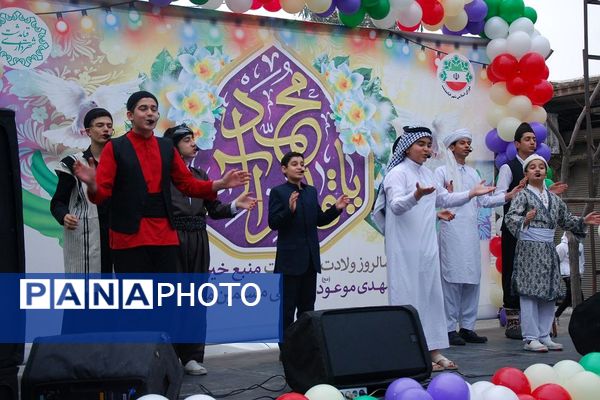 جشن خیابانی نیمه شعبان در شهر قیامدشت 