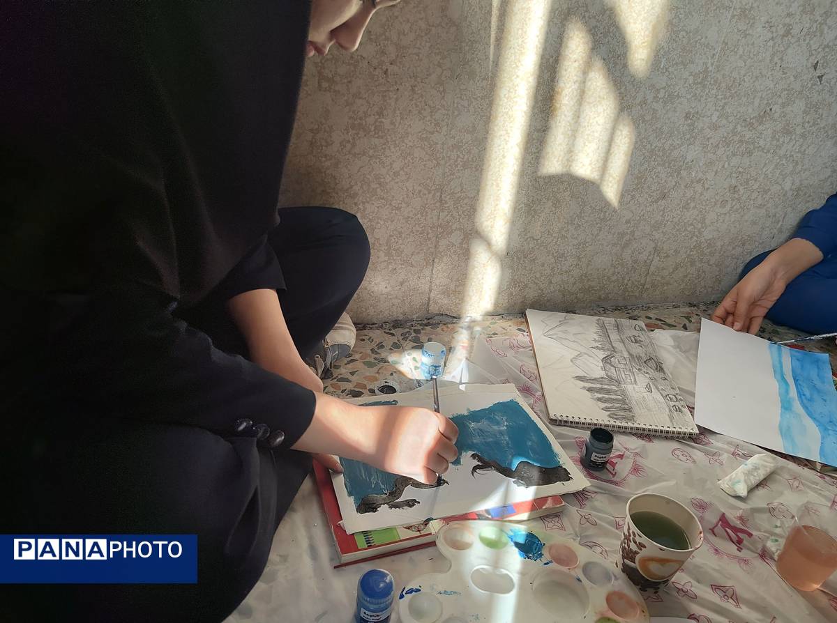کلاس هنر با استعدادهای درخشان دانش‌آموزان