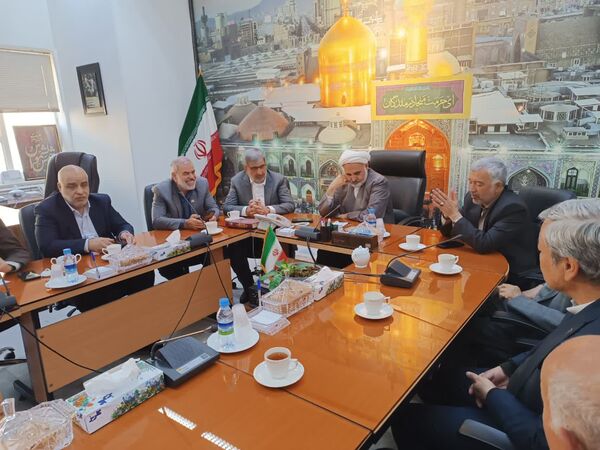 نشست هم‌اندیشی مدیران آموزشی و حوزه مدرسه‌سازی مشهد