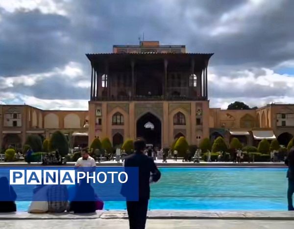 کاروانسرای شاه عباسی اصفهان در ایام نوروز 