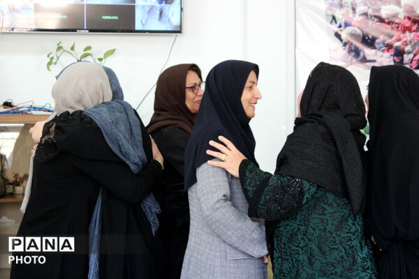 آیین «خاطره‌سازان» در دبیرستان نسیبه با حضور مدیر آموزش و پرورش سملقان