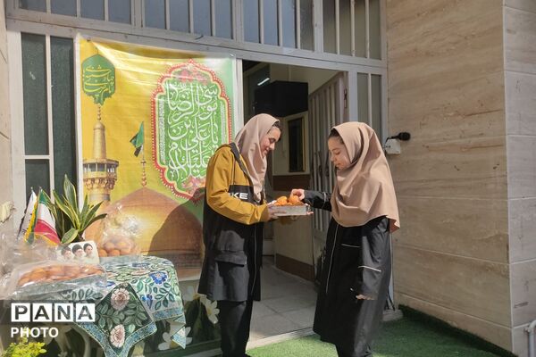 از سفره سلامت تا عطر ارادت؛ جشن مهربانی در مدرسه رضوان‌نو