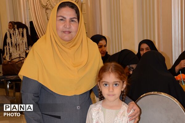 مراسم بزرگداشت و تکریم مقام و منزلت معلمان چهاردانگه