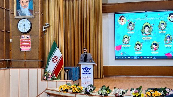 آیین گرامیداشت یاد و خاطره شهید فهمیده و ۳۶هزار شهید دانش‌آموز در کانون شهید فهمیده کرج