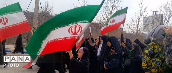  دست خدا عیان شد خامنه‌ای جوان شد 