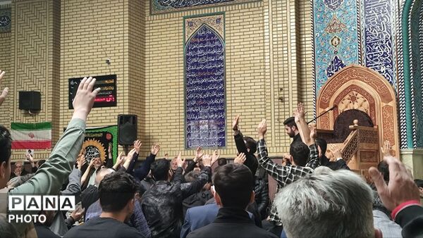 اجتماع مساجد منطقه ۱۰ در ایام شهادت رئیس مکتب شیعه