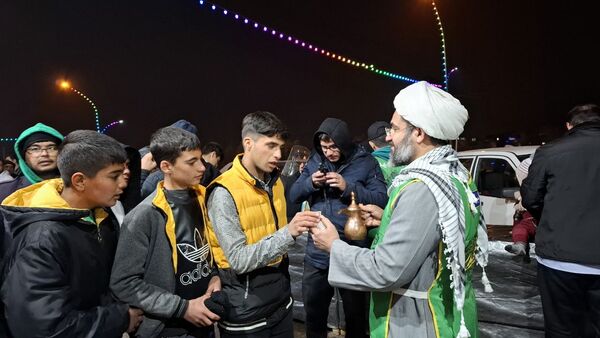 جلوه‌های پذیرایی موکب‌ها از زائران جشن‌های نیمه شعبان