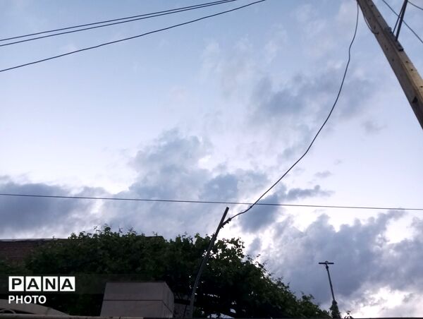 بارش رحمت الهی همراه با تگرگ در شهرستان نیشابور 