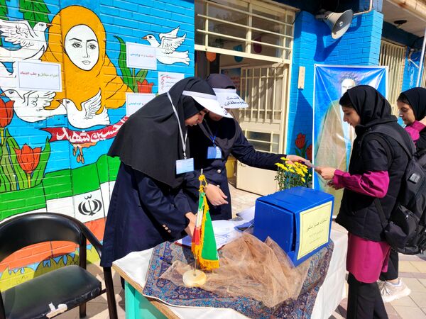 انتخابات همیار مشاور دبیرستان جنت شهرستان سملقان