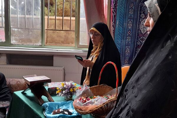 جشن روز مادر در مدارس شهید سرافراز و تربیت اسلامشهر
