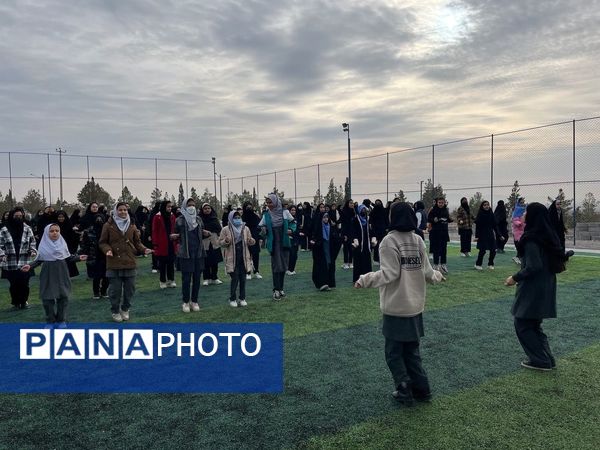 تجلیل ازبرگزیدگان مسابقات شهرستان خلیل آباد