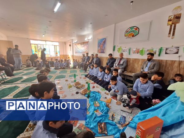 جشن کتابنوش در ناحیه۶ مشهد