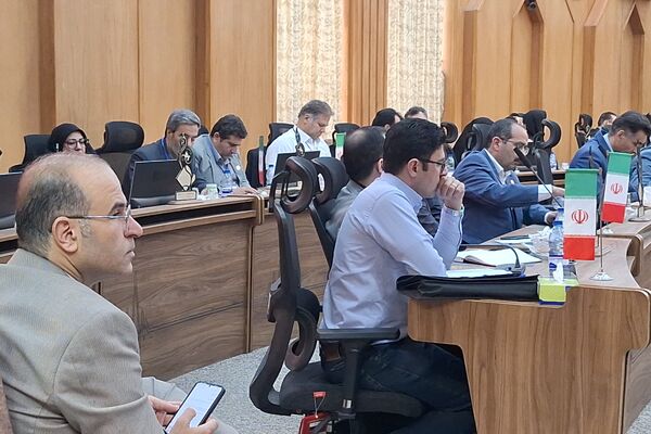 آموزش خانواده مهمترین راه حل در تربیت دانش‌آموزان