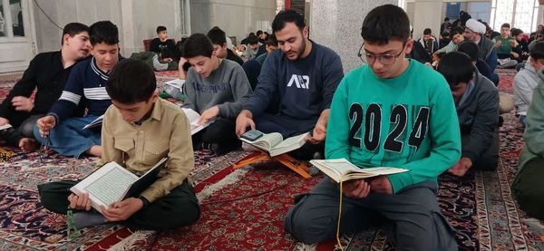 اعتکاف دانش‌آموزی مسجد مصلی اصفهان