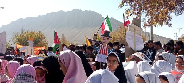 ثبت حضور پرشور مردم شهرستان بن در راهپیمایی ۱۳ آبان در قاب پانا